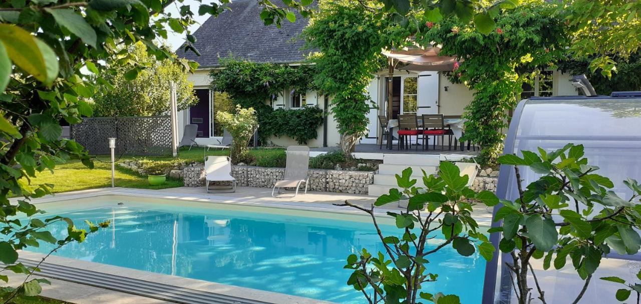 Au Coeur Du Bien-Etre, Chalet Avec Piscine Chauffee Et Couverte, Spa, Sauna, Massages Monteaux Bagian luar foto