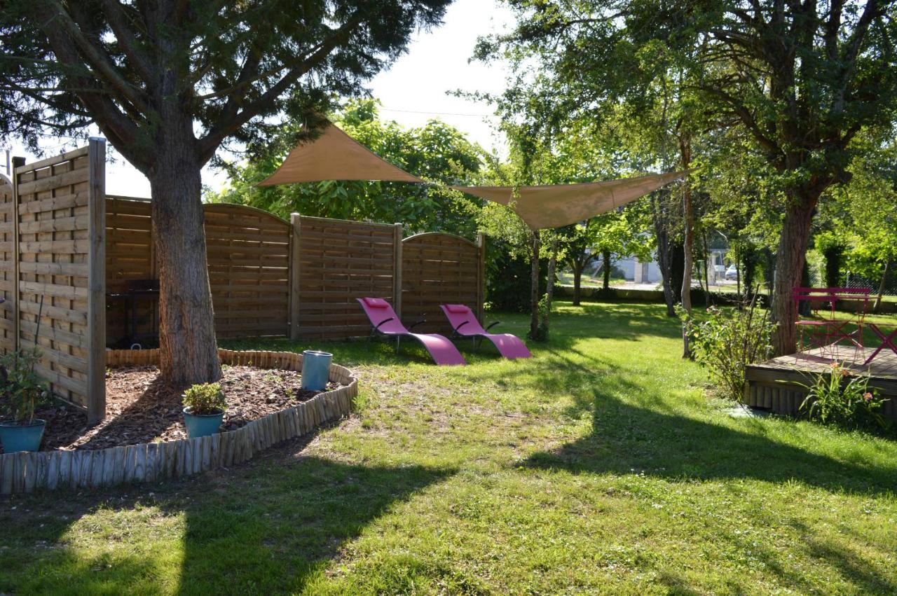 Au Coeur Du Bien-Etre, Chalet Avec Piscine Chauffee Et Couverte, Spa, Sauna, Massages Monteaux Bagian luar foto